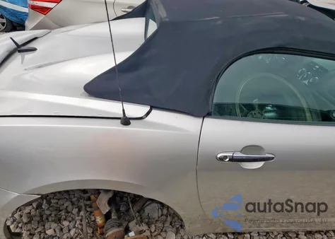 2009 Saturn Sky Redline z USA, uszkodzony, nr VIN 1G8MT35X79Y104008